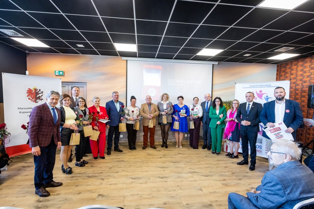 Wręczenie odznak sołtysom z powiatu świeckiego, fot. Tomasz Czachorowski/eventphoto dla UMWKP