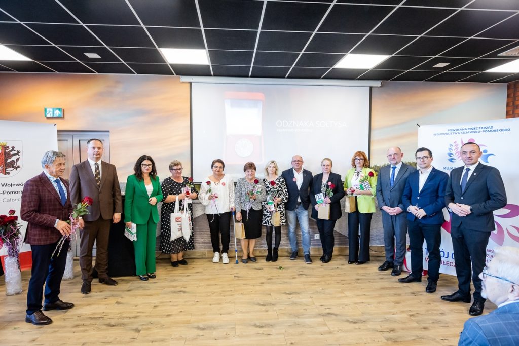 Wręczenie odznak sołtysom z powiatu świeckiego, fot. Tomasz Czachorowski/eventphoto dla UMWKP