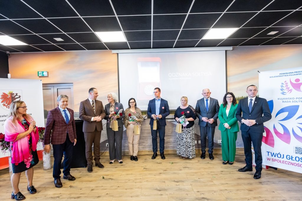 Wręczenie odznak sołtysom z powiatu świeckiego, fot. Tomasz Czachorowski/eventphoto dla UMWKP