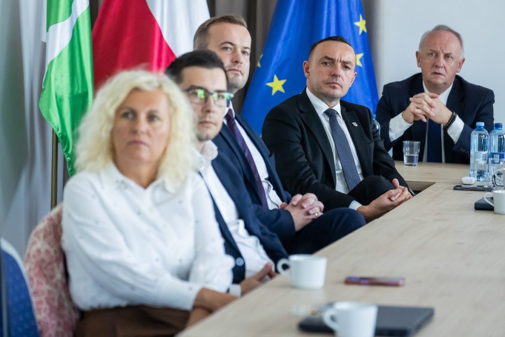 Spotkanie z samorządowcami powiatu świeckiego w sprawie strategii rozwoju województwa 2030+, fot. Tomasz Czachorowski/eventphoto dla UMWKP