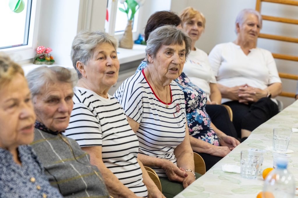 Zajęcia dla seniorów w Trzebczyku Szlacheckim, fot. Mikołaj Kuras dla UMWKP