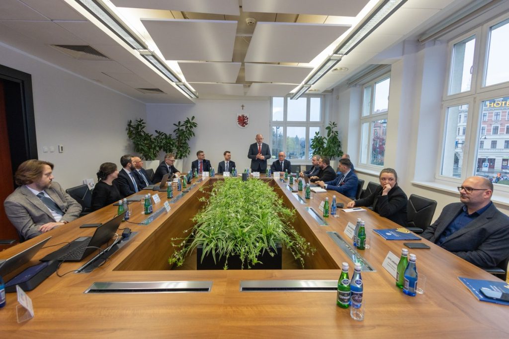 Meeting on the Integrated Railway Network, photo by Mikołaj Kuras for the UMWKP
