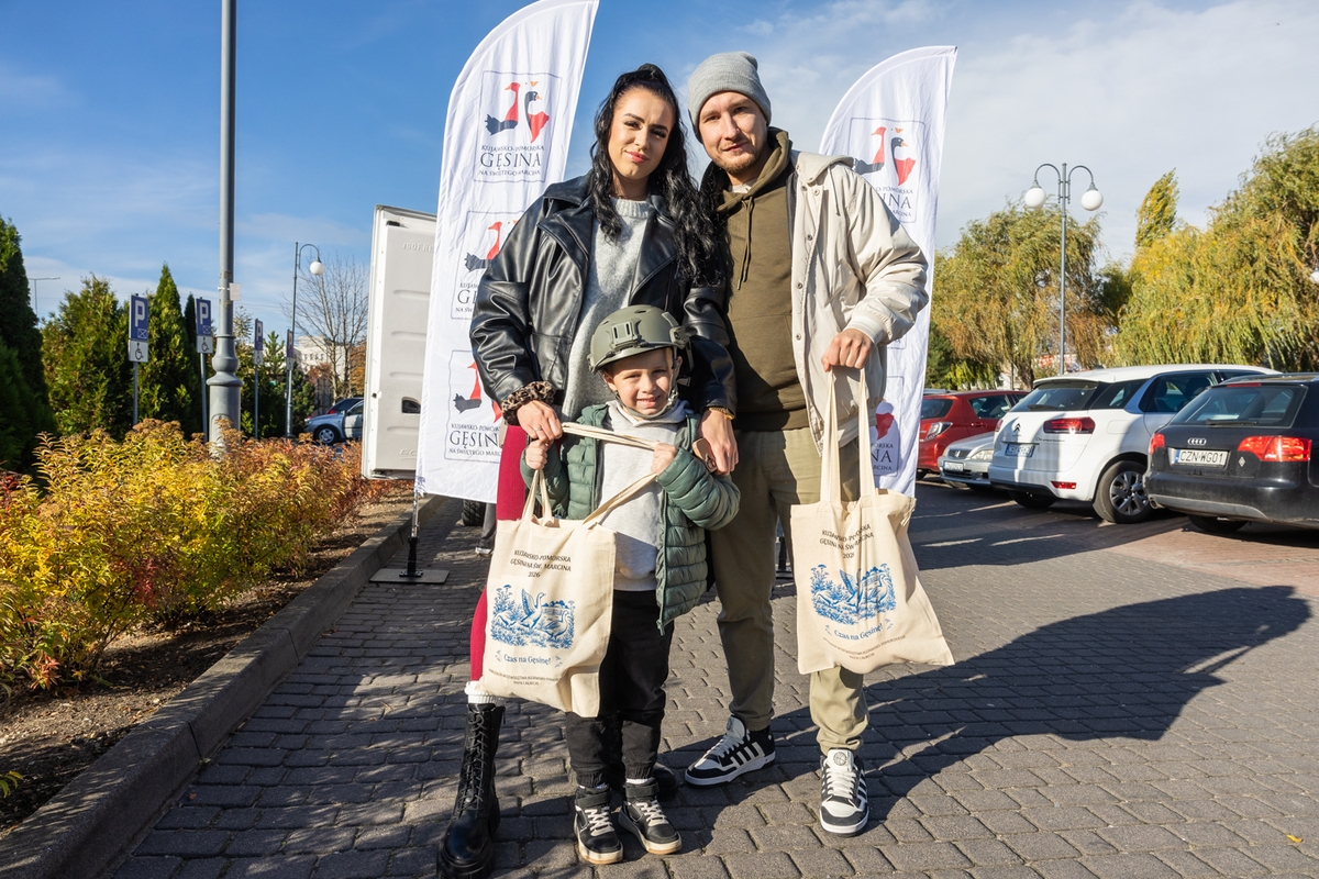 Dystrybucja tuszek w Żninie, fot. Mikołaj Kuras dla UMWKP