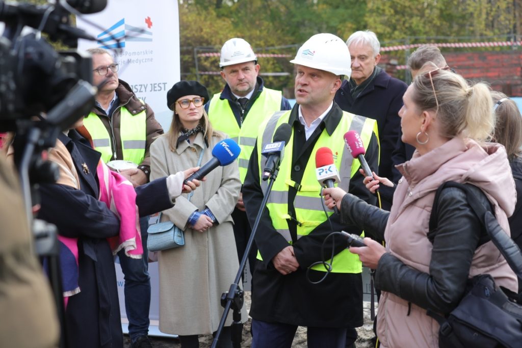 Ceremonia wbicia pierwszej łopaty na budowie Centrum Zdrowia Psychicznego, fot. Tomasz Czachorowski/eventphoto dla UMWKP