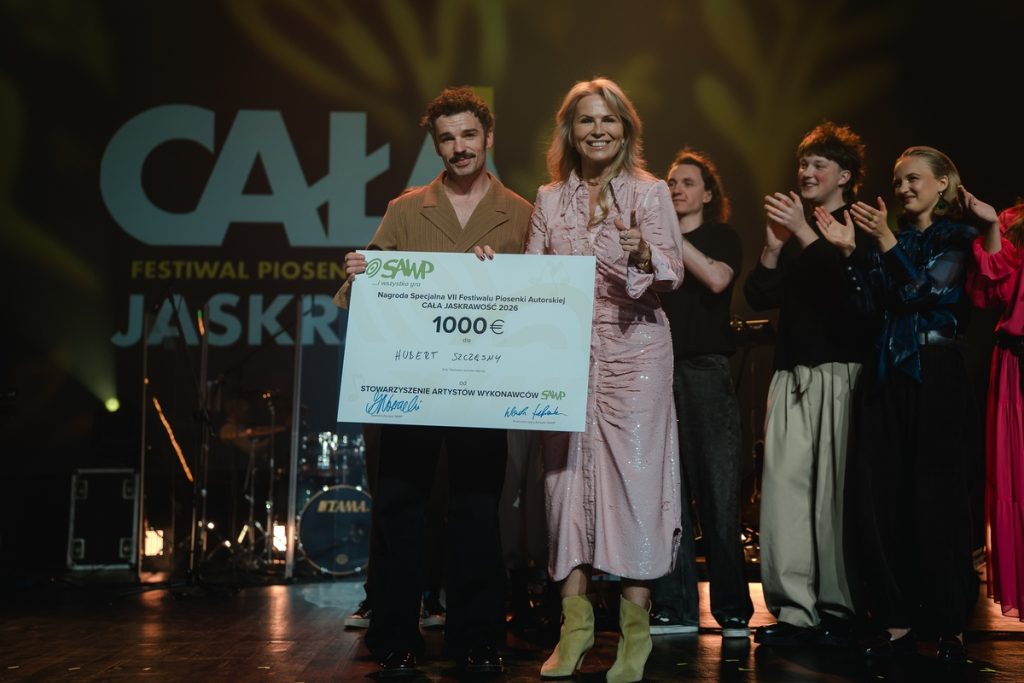 Koncert finałowy Festiwalu Piosenki Autorskiej „Cała Jaskrawość”, fot. Maciek Zieliński/www.maciekzielinski.pl