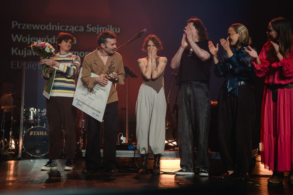 Koncert finałowy Festiwalu Piosenki Autorskiej „Cała Jaskrawość”, fot. Maciek Zieliński/www.maciekzielinski.pl