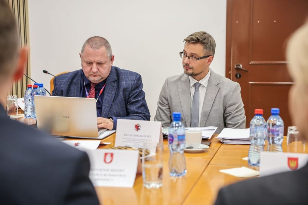 Spotkanie z samorządowcami powiatu brodnickiego, fot. Szymon Zdziebło/tarantoga dla UMWKP