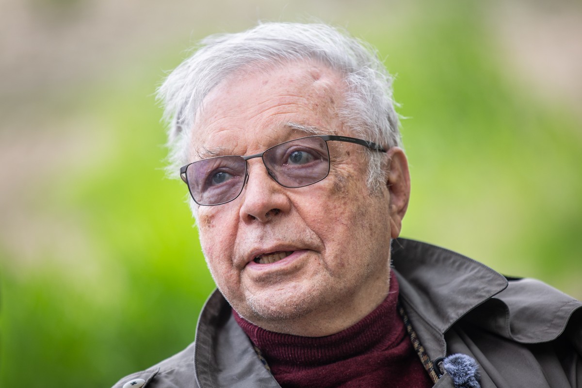 Krzysztof Zanussi na planie „Całopalenia” w Toruniu, fot. Andrzej Goiński/UMWKP