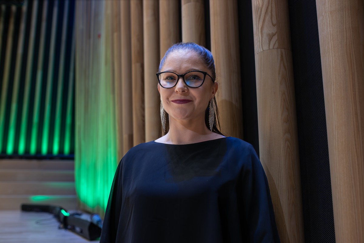 Dr Magdalena Filipska, chórmistrz, aranżer i dyrygent Chóru Kameralnego Akademii Muzycznej imienia Feliksa Nowowiejskiego w Bydgoszczy, fot. Tomasz Czachorowski/eventophoto.com.pl dla UMWKP