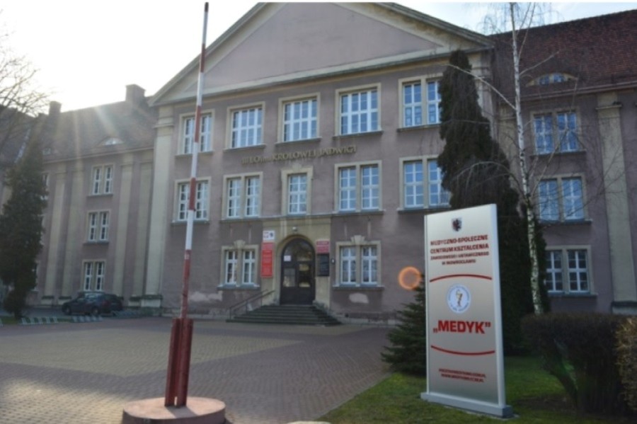 Siedziba Medyczno-Społecznego Centrum Kształcenia Zawodowego i Ustawicznego w Inowrocławiu