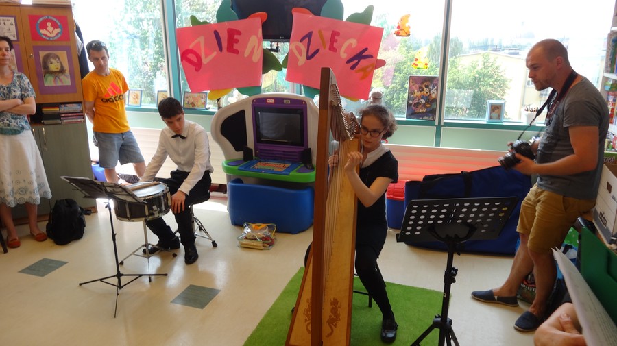 Koncert wokalno - muzyczny uczniów ze szkoły muzycznej
