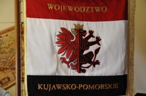 Banner of the Kuyavian-Pomeranian Voivodeship, Photo. Piotr Majewski