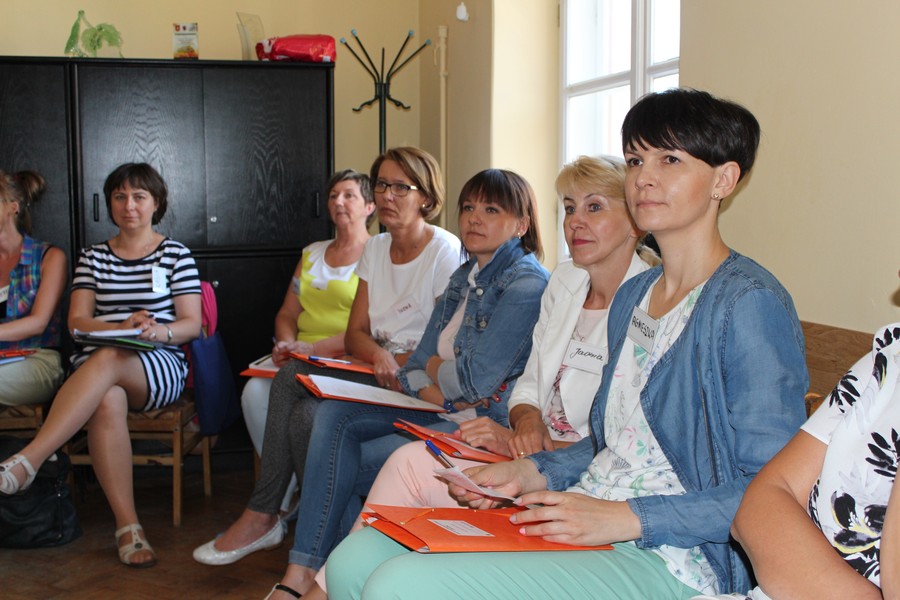 Uczestnicy szkolenia „Dialog motywujący w pracy z rodziną”, Lipno 06-07.06.2016r. fot. Biuro Wsparcia Rodziny i Przeciwdziałania Przemocy
