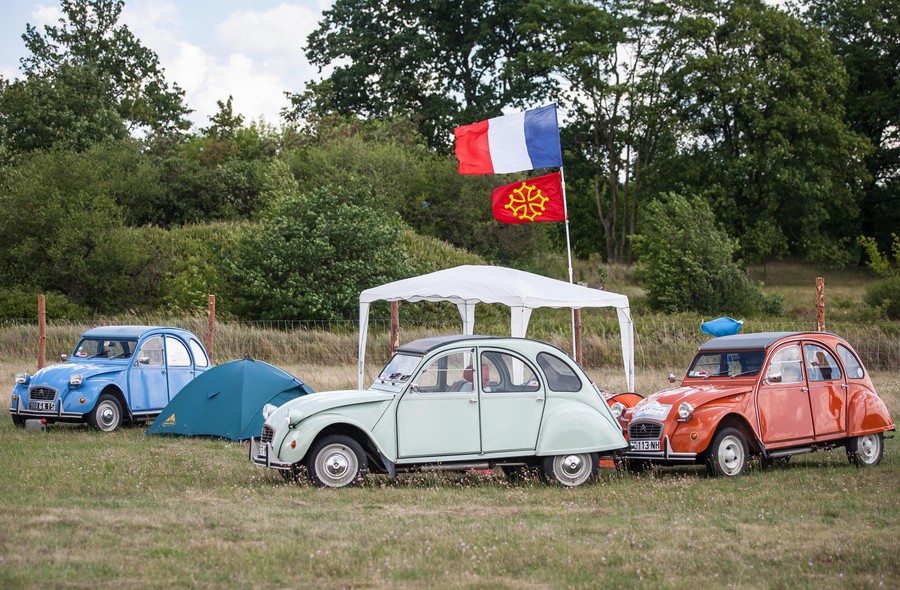 Międzynarodowy Zlot Miłośników Citroëna 2CV w Toruniu (8), fot. Andrzej Goiński