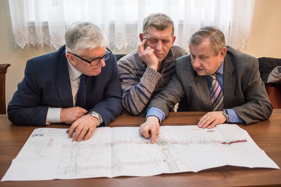 Konsultacje społeczne w sprawie projektu rozbudowy drogi wojewódzkiej nr 249 w Solcu Kujawskim, fot. Tymon Markowski