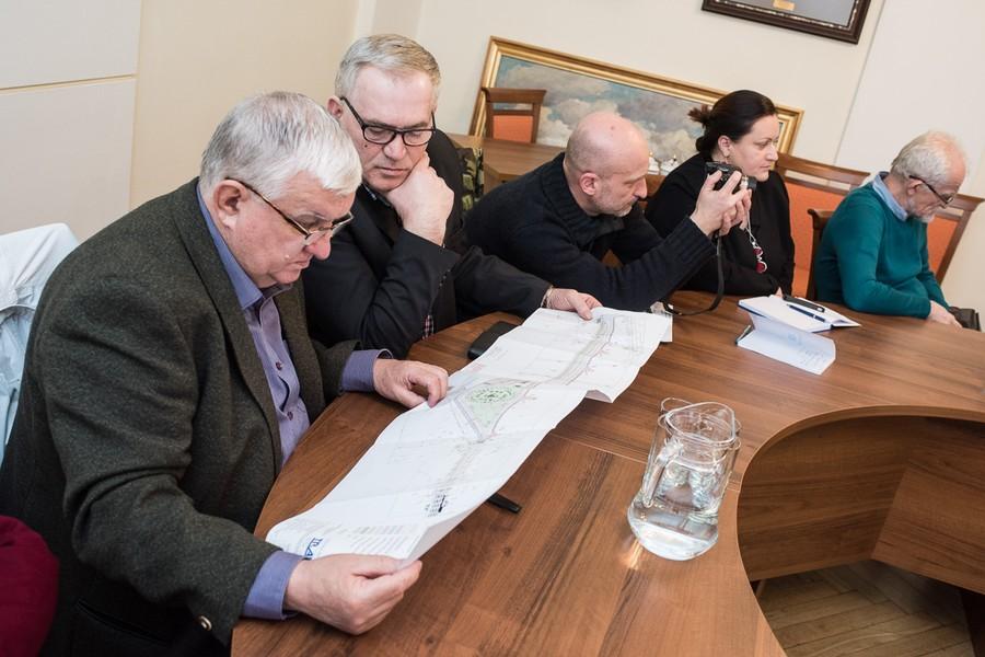 Konsultacje społeczne w sprawie projektu rozbudowy drogi wojewódzkiej nr 249, fot. Tymon Markowski