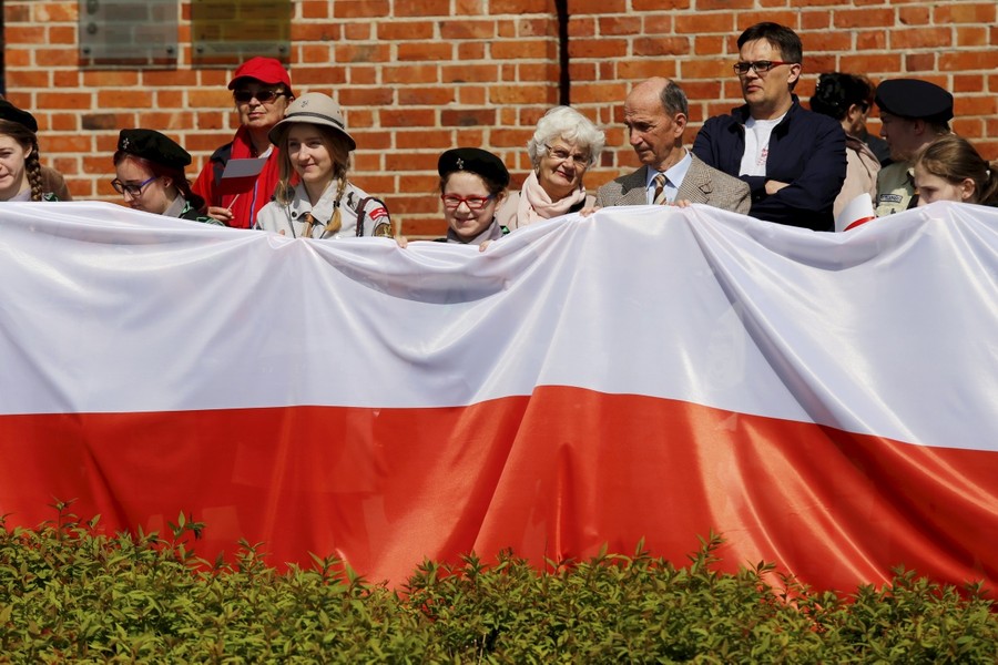 Obchody Święta Flagi Państwowej w Toruniu, fot. Mikołaj Kuras