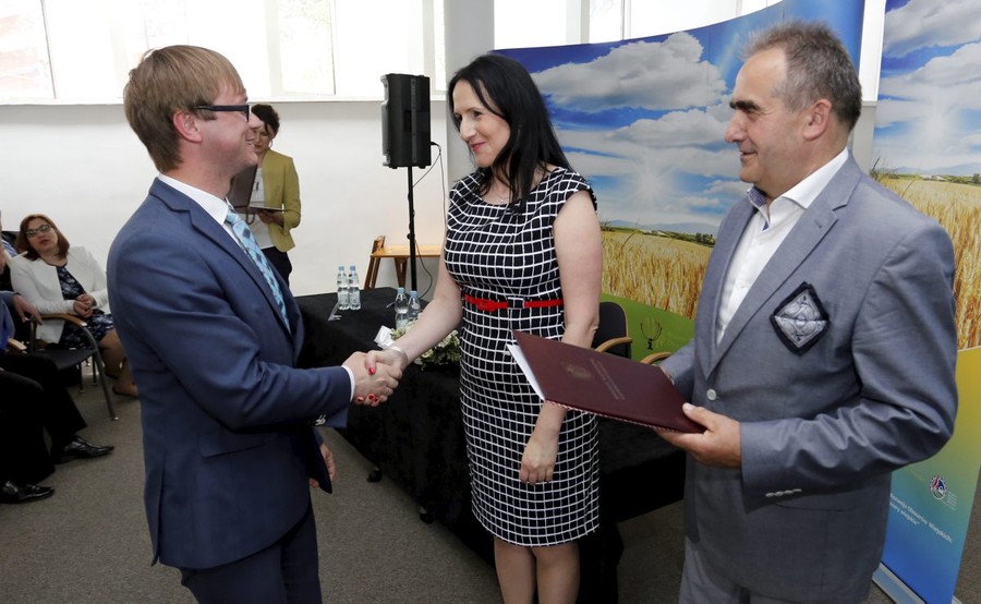 Uroczystość podpisywania umów o dofinansowanie inwestycji w ramach PROW, fot. Mikołaj Kuras.