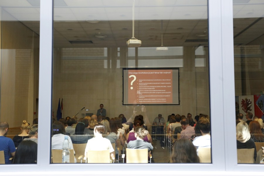 Spotkanie edukacyjne dla przedstawicieli samorządów zainteresowanych tematyką działań rewitalizacyjnych, fot. Mikołaj Kuras
