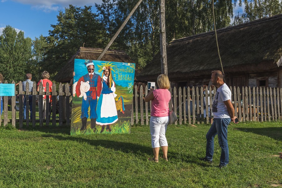 Festyn „Z życia dawnej wsi” w Kłóbce, fot. Szymon Zdziebło/tarantoga.pl