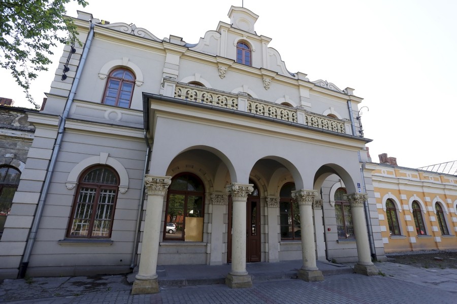 Dworzec w Aleksandrowie Kujawskim, fot. Mikołaj Kuras