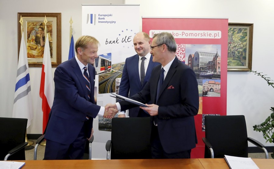 Ceremonia podpisania umowy z EBI w sprawie środków na rozbudowę WSZ w Toruniu, fot. Mikołaj Kuras